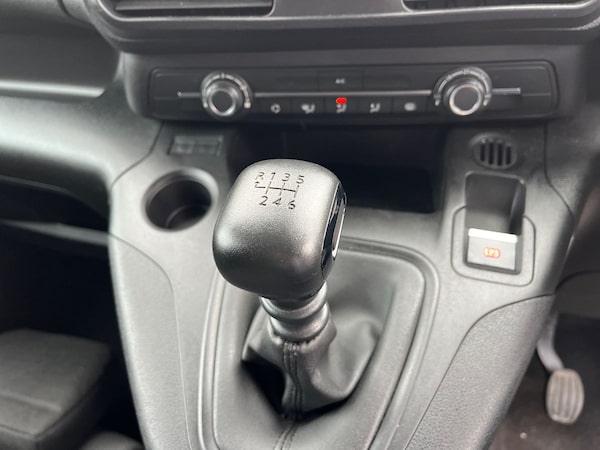 Used Toyota ProAce 2022 for sale - 76264128: Photo 16