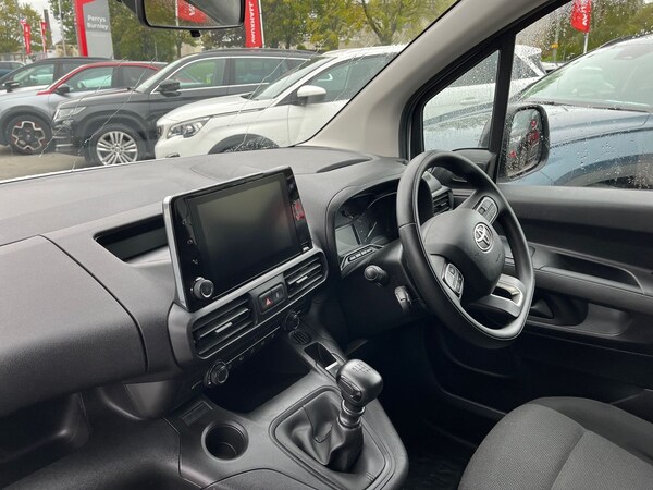 Used Toyota ProAce 2022 for sale - 76264128: Photo 22