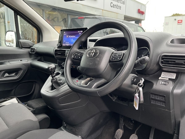 Used Toyota ProAce 2022 for sale - 76264128: Photo 32
