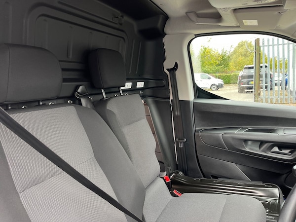 Used Toyota ProAce 2022 for sale - 76264128: Photo 33