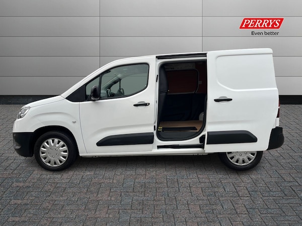 Used Toyota ProAce 2022 for sale - 76264128: Photo 3