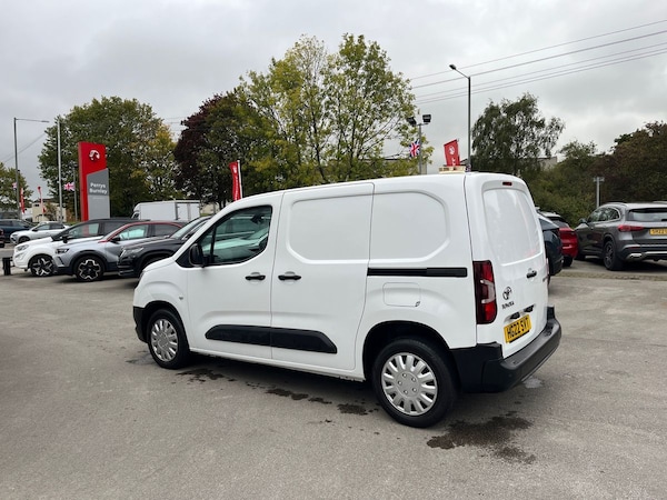 Used Toyota ProAce 2022 for sale - 76264128: Photo 40