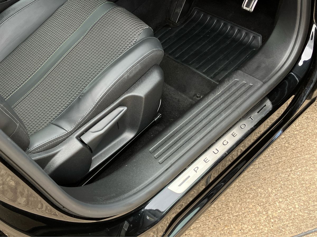 Used Peugeot 2008 2023 for sale - 77113720: Photo 27