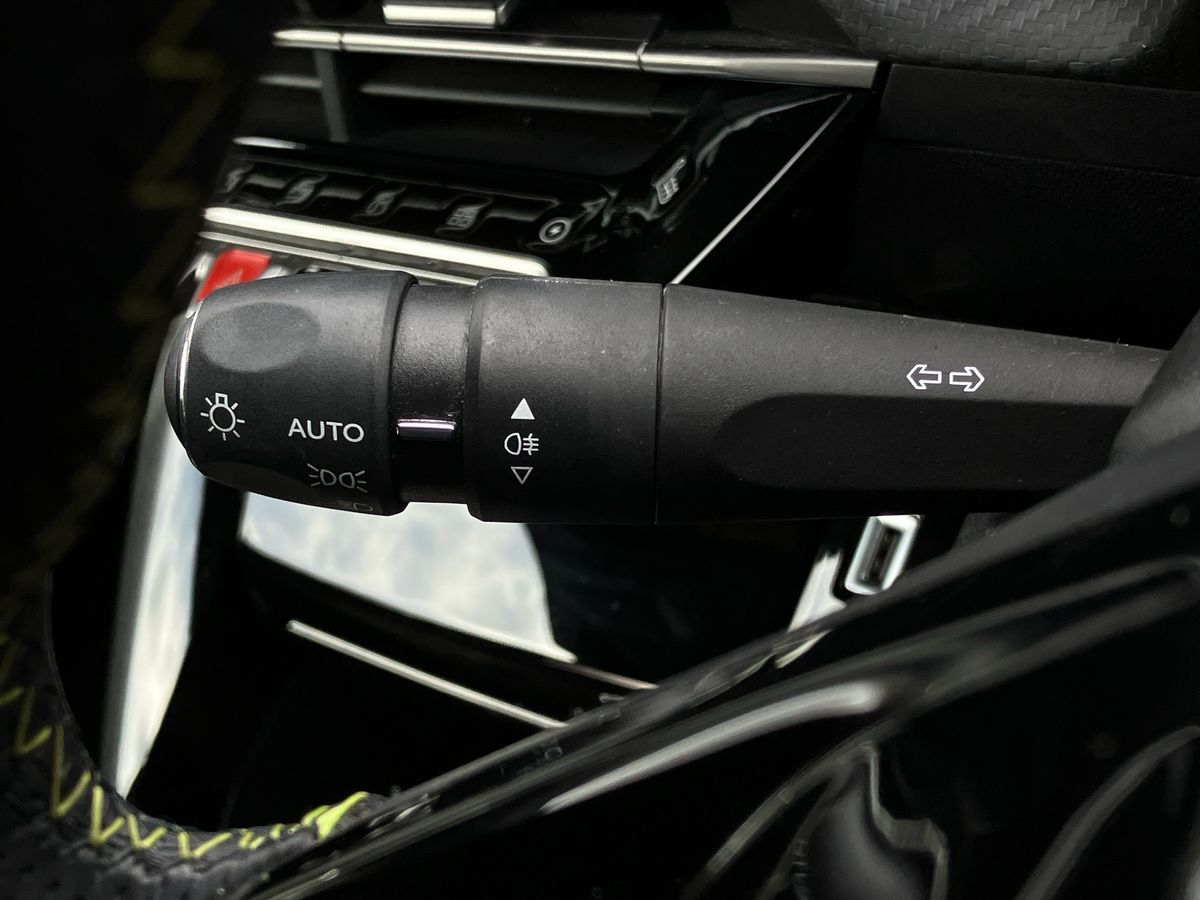 Used Peugeot 2008 2023 for sale - 77113720: Photo 30