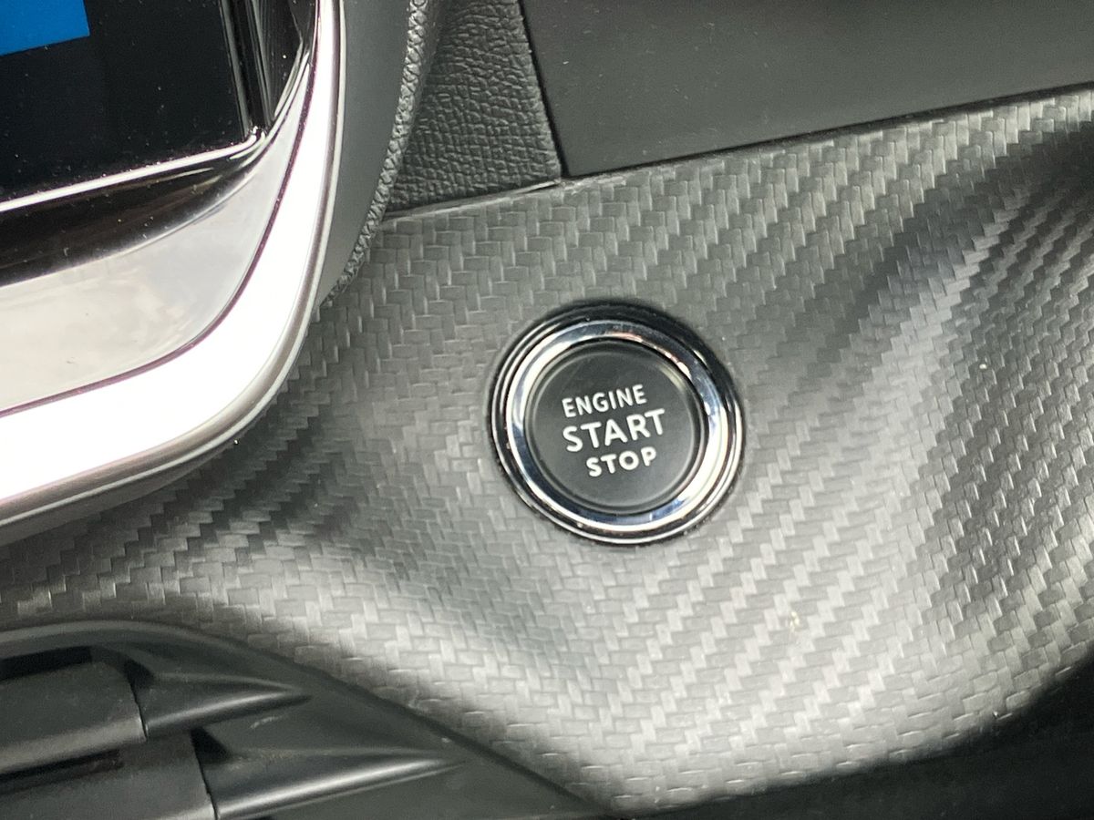 Used Peugeot 2008 2023 for sale - 77113720: Photo 33