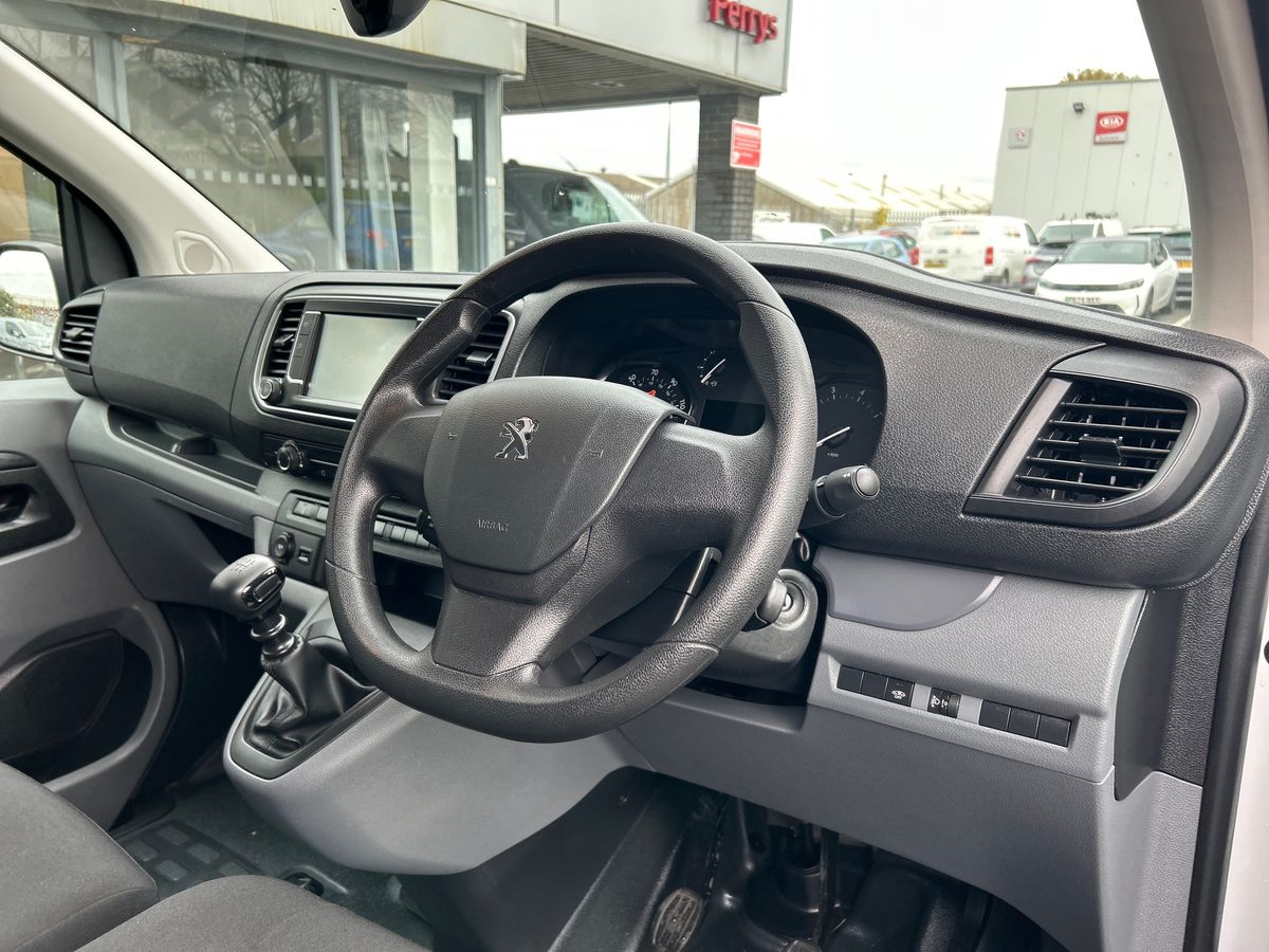 Used Peugeot Expert 2022 for sale - 76565847: Photo 42