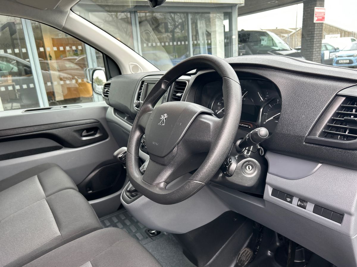 Used Peugeot Expert 2022 for sale - 76565847: Photo 43