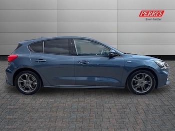 Used Ford Focus 2020 for sale - 75850144: Photo