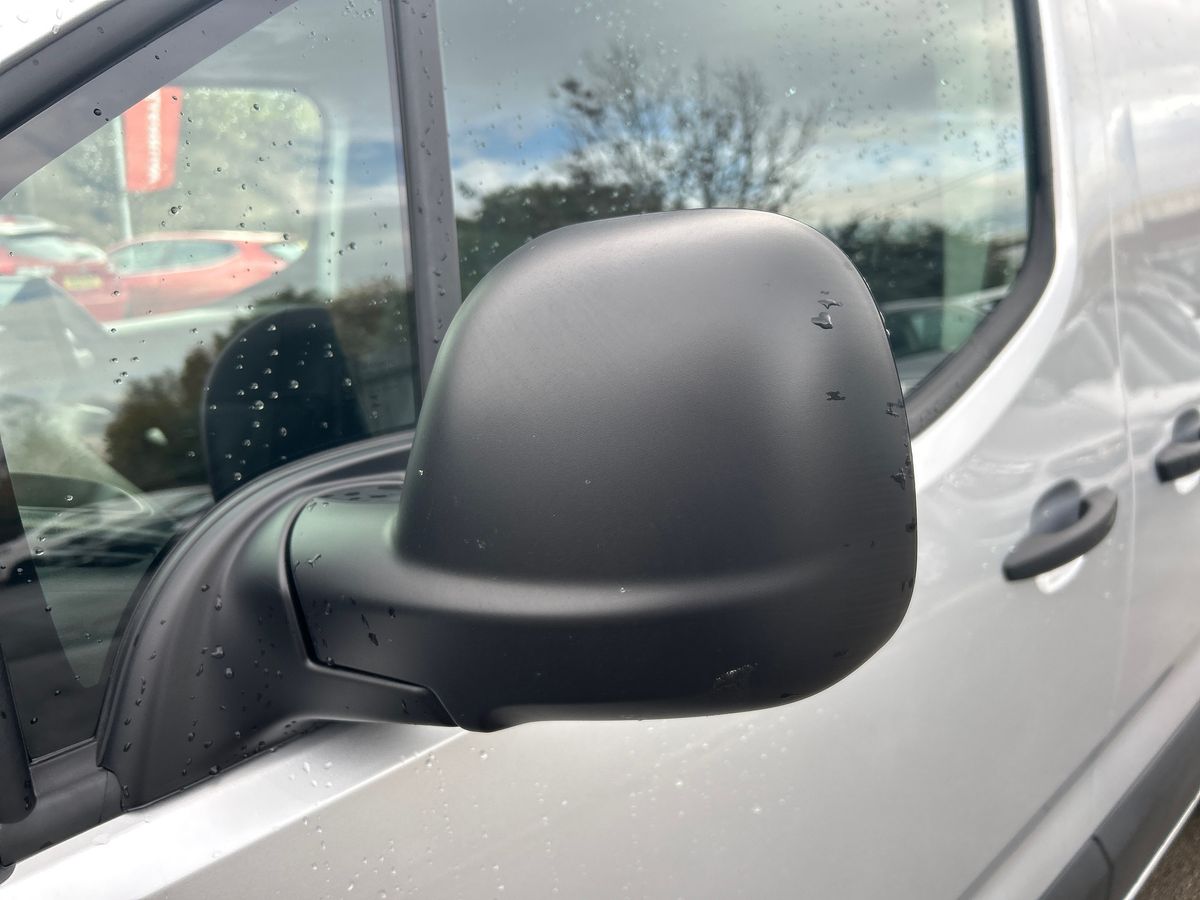 Used Citroen Berlingo 2025 for sale - 76491110: Photo 60