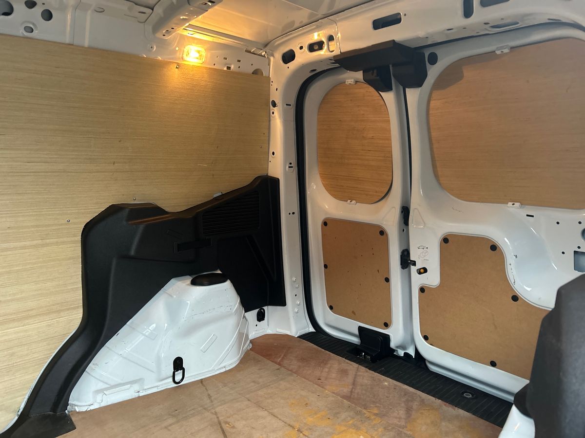 Used Ford Transit Courier 2021 for sale - 76565860: Photo 33