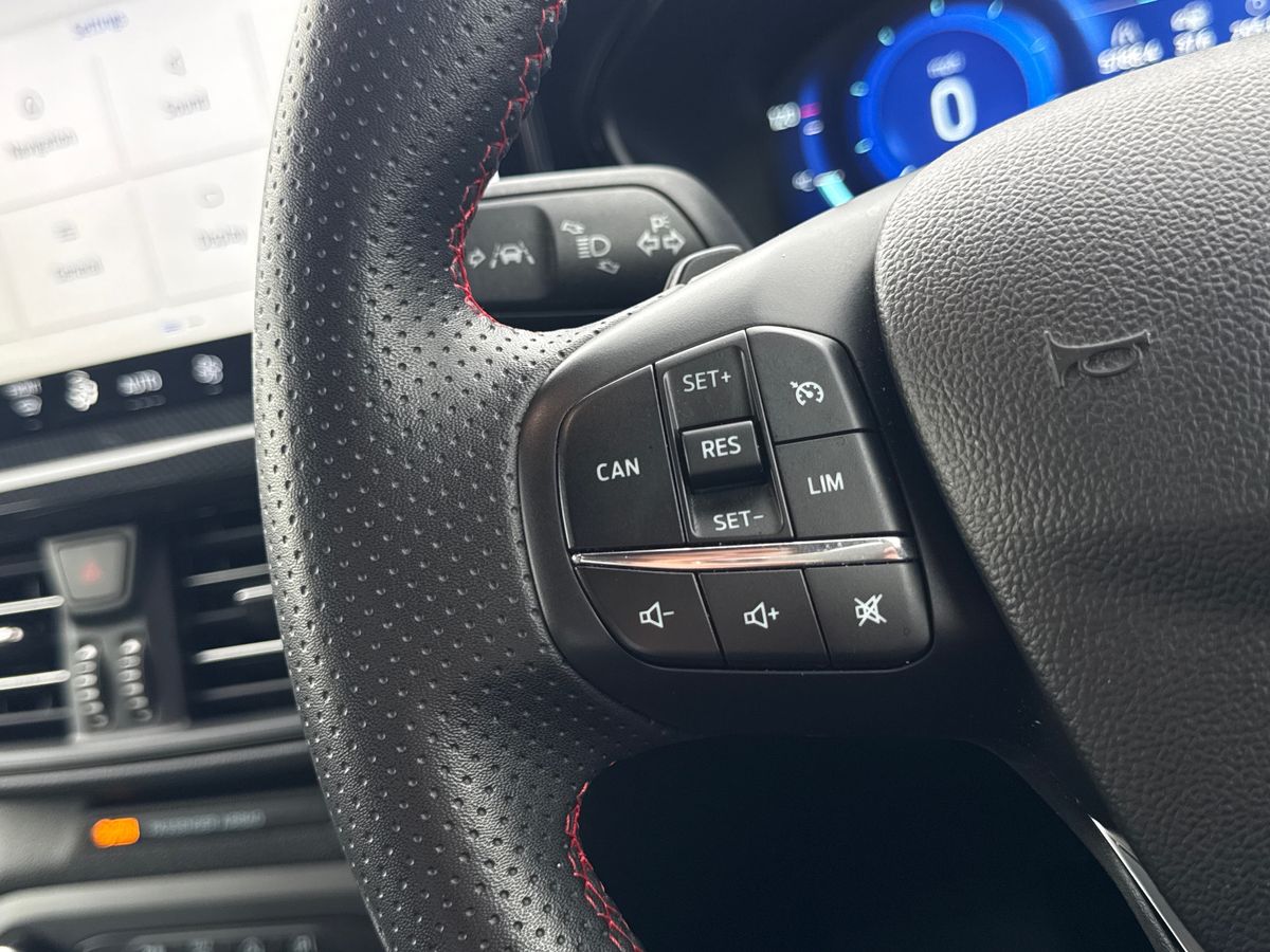 Used Ford Focus 2022 for sale - 77195977: Photo 17