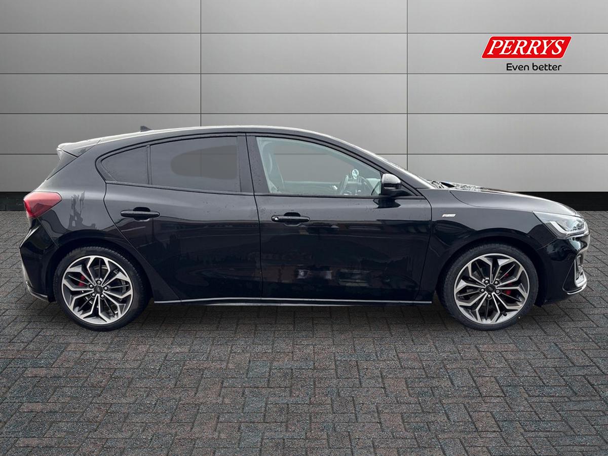 Used Ford Focus 2022 for sale - 77195977: Photo 3