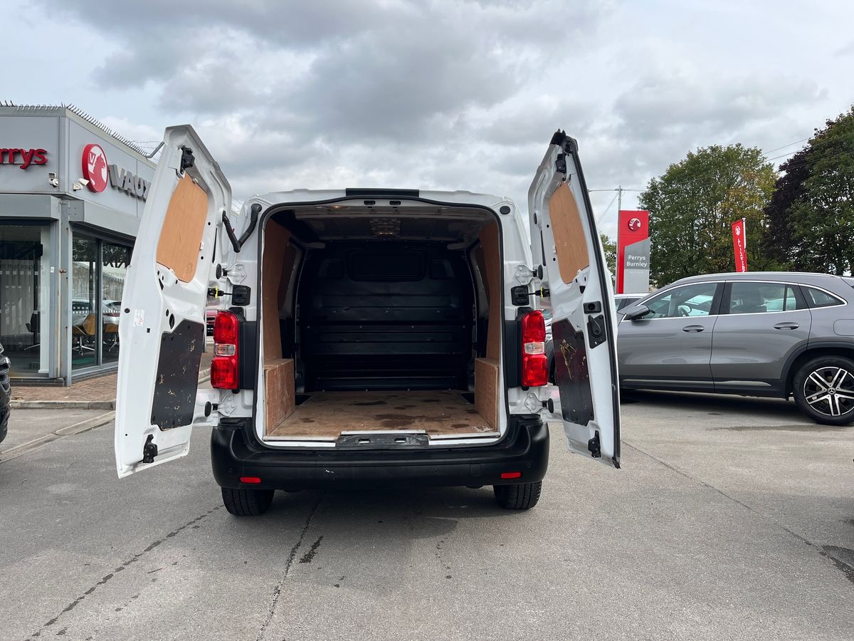 Used Vauxhall Vivaro 2023 for sale - 76090529: Photo 17