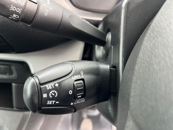 Used Vauxhall Vivaro 2023 for sale - 76090529: Photo 52