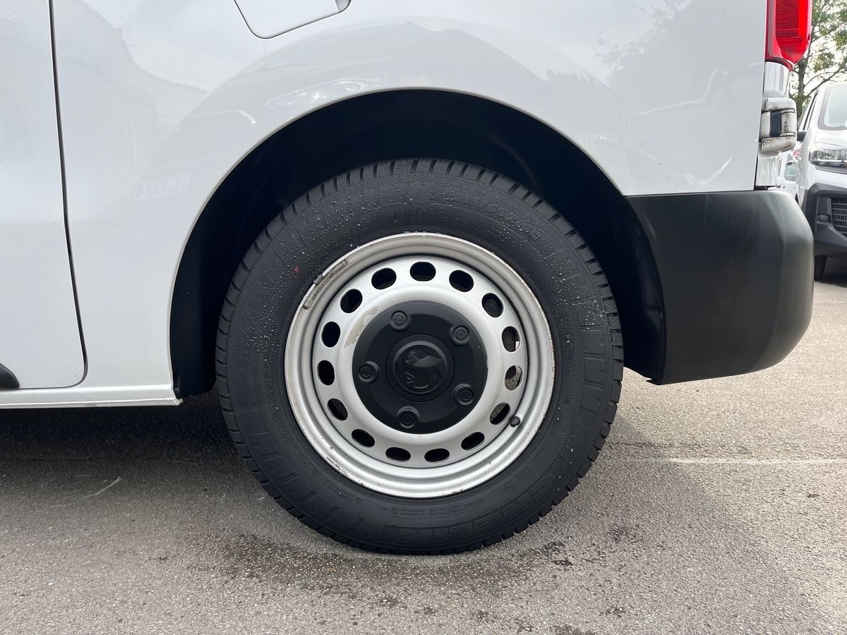 Used Vauxhall Vivaro 2023 for sale - 76090529: Photo 7