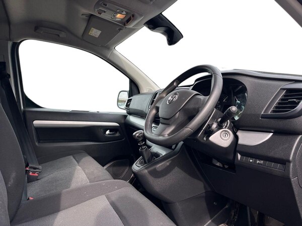 Used Vauxhall Vivaro 2023 for sale - 76090529: Photo 9
