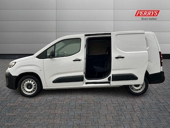 Used Citroen Berlingo 2025 for sale - 76969333: Photo