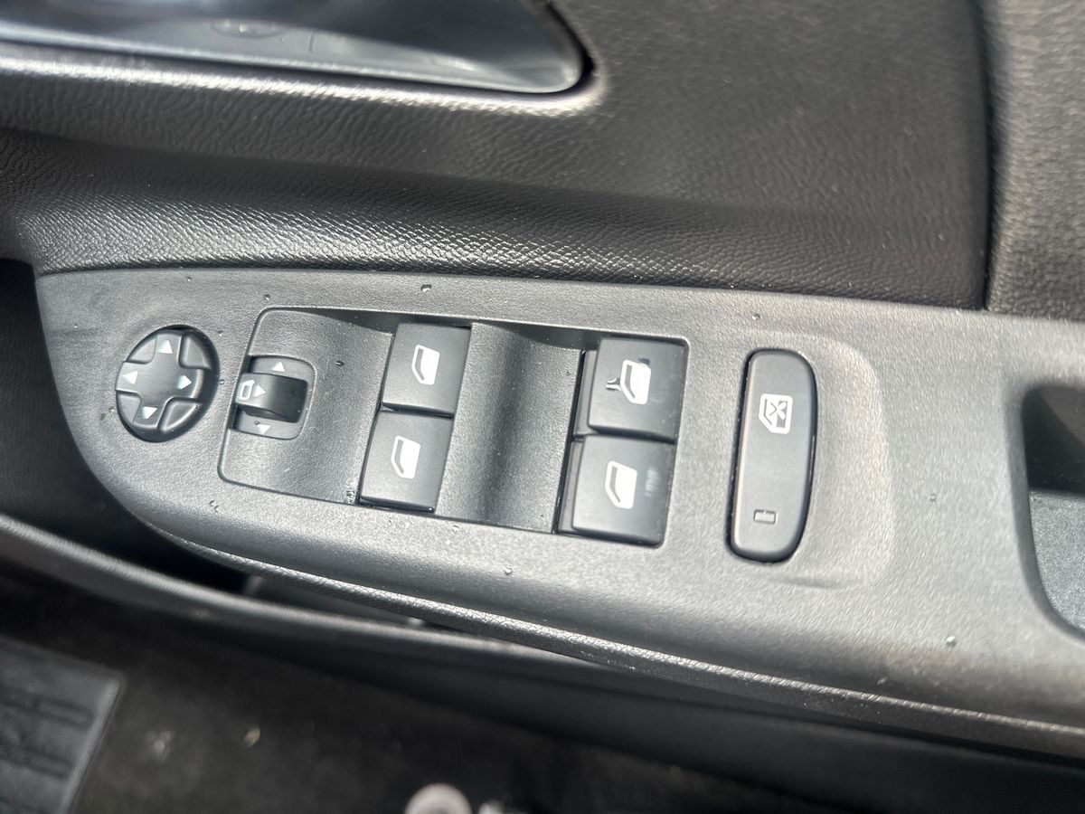 Used Vauxhall Corsa 2024 for sale - 76374003: Photo 18