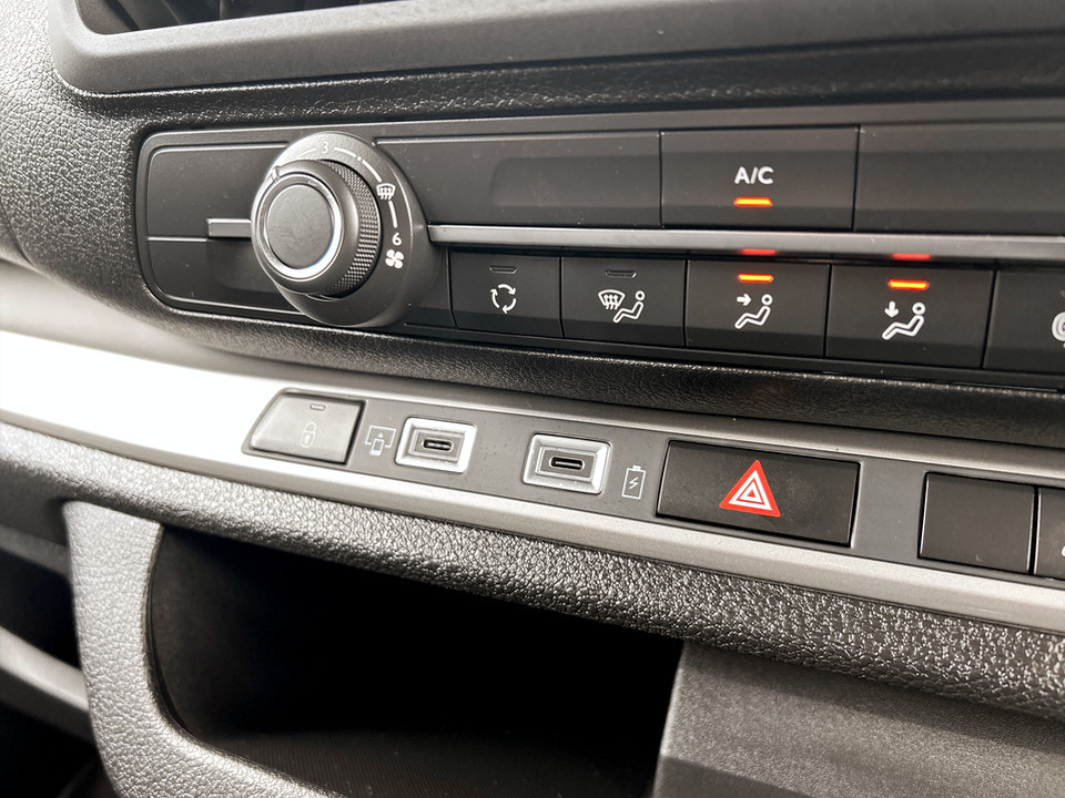 Used Vauxhall Vivaro 2025 for sale - 77676777: Photo 44