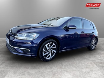 Used Volkswagen Golf 2019 for sale - 77743627: Photo