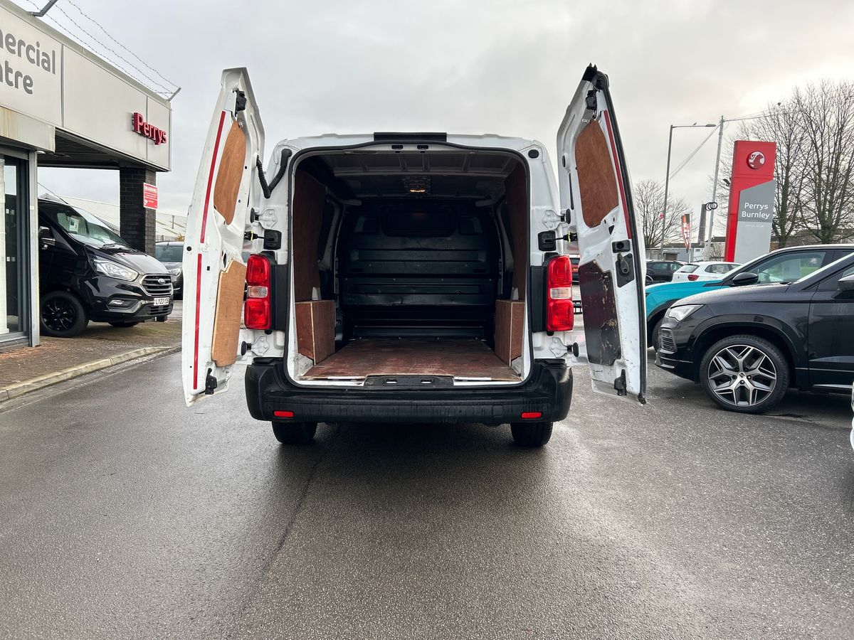 Used Vauxhall Vivaro 2022 for sale - 77002159: Photo 17