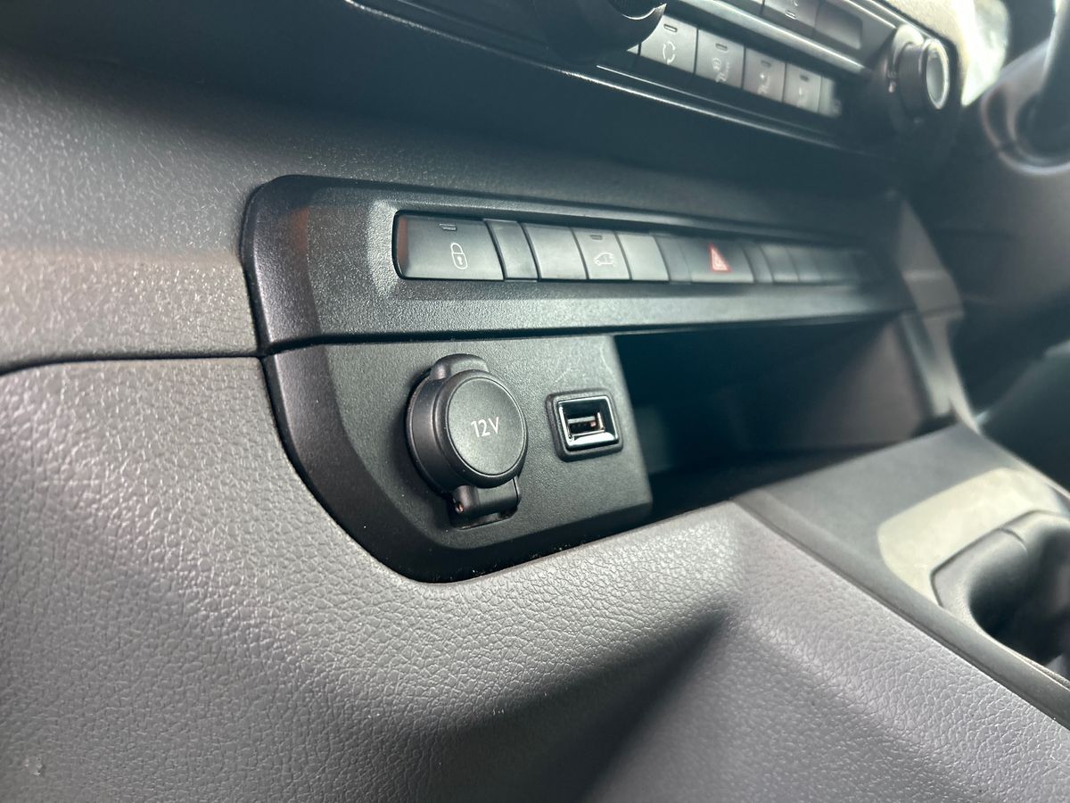 Used Vauxhall Vivaro 2022 for sale - 77002159: Photo 43