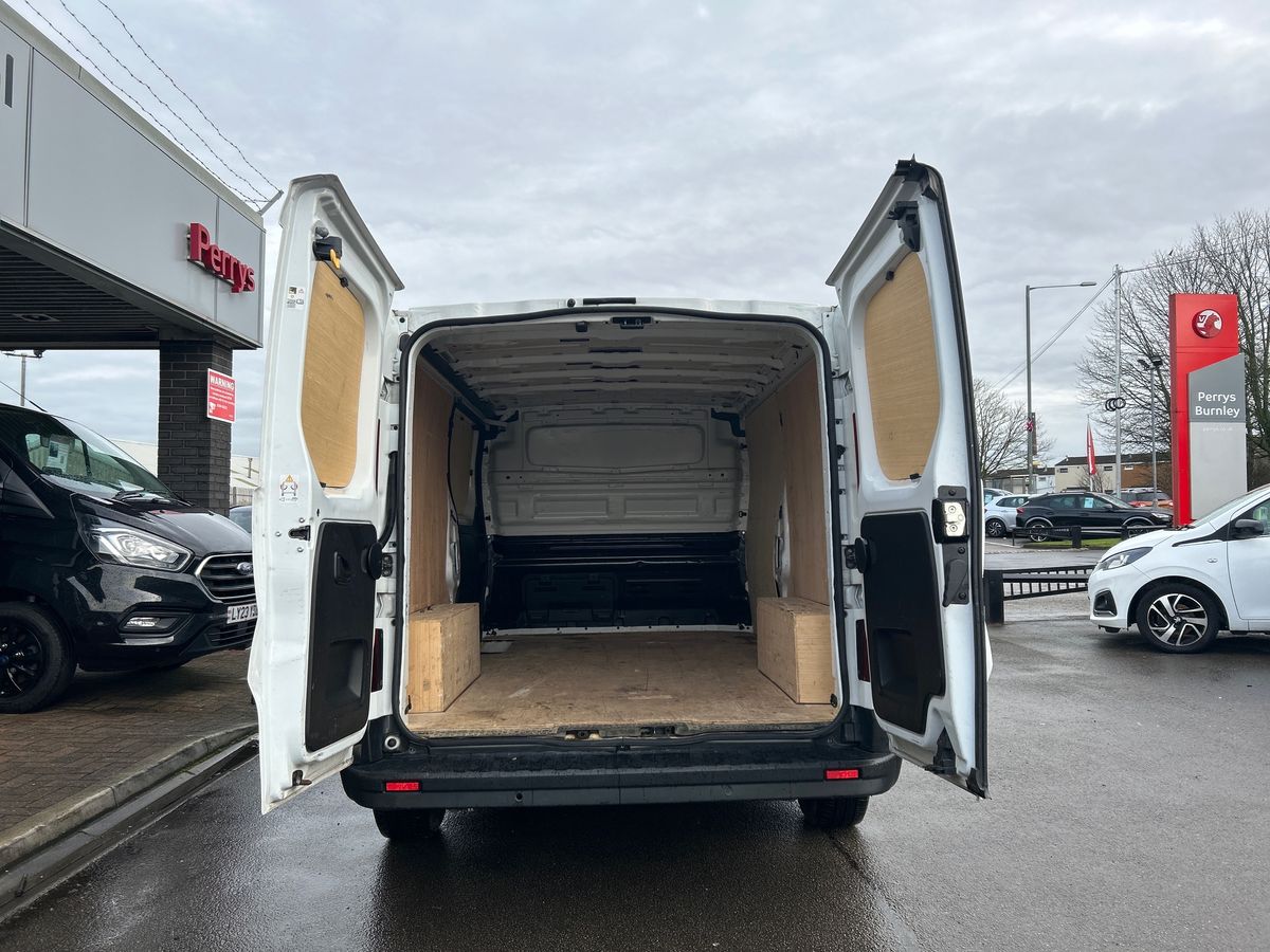 Used Renault Trafic 2023 for sale - 76638185: Photo 18