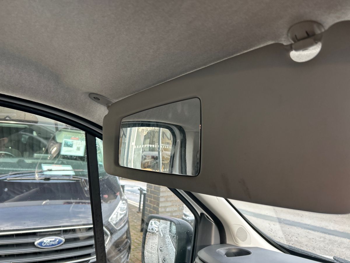 Used Renault Trafic 2023 for sale - 76638185: Photo 54