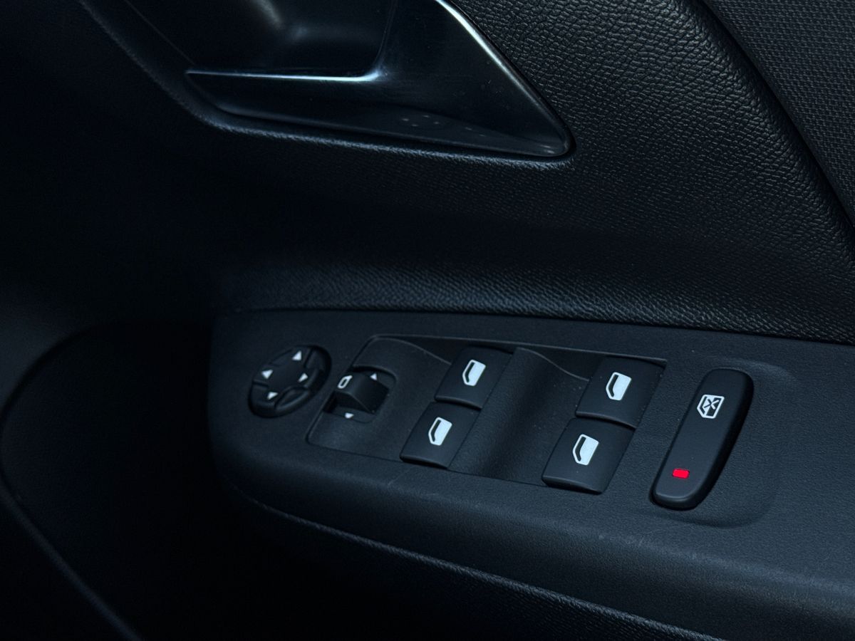 Used Vauxhall Corsa 2024 for sale - 76638087: Photo 18