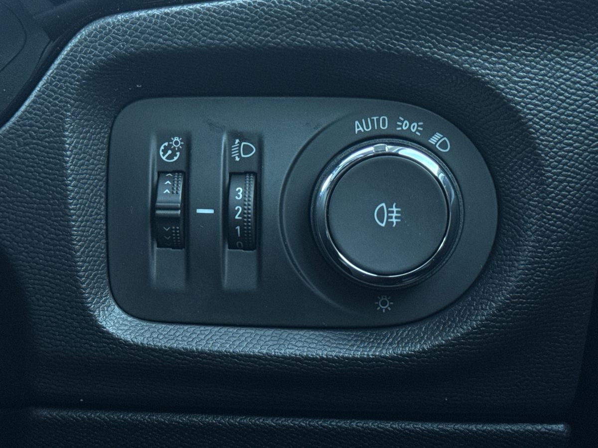 Used Vauxhall Corsa 2024 for sale - 76638087: Photo 28