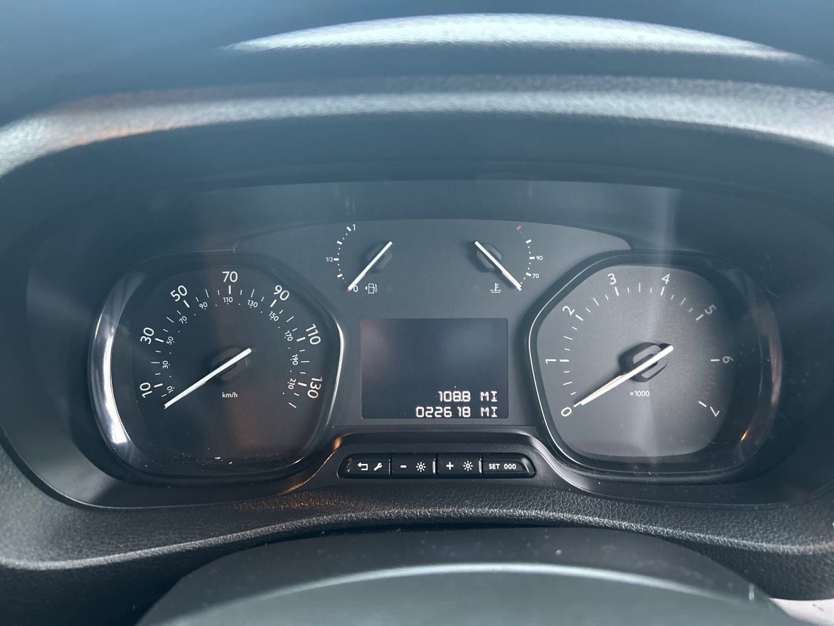 Used Vauxhall Vivaro 2023 for sale - 77148734: Photo 12