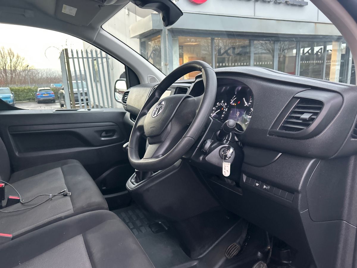 Used Vauxhall Vivaro 2023 for sale - 77148734: Photo 58