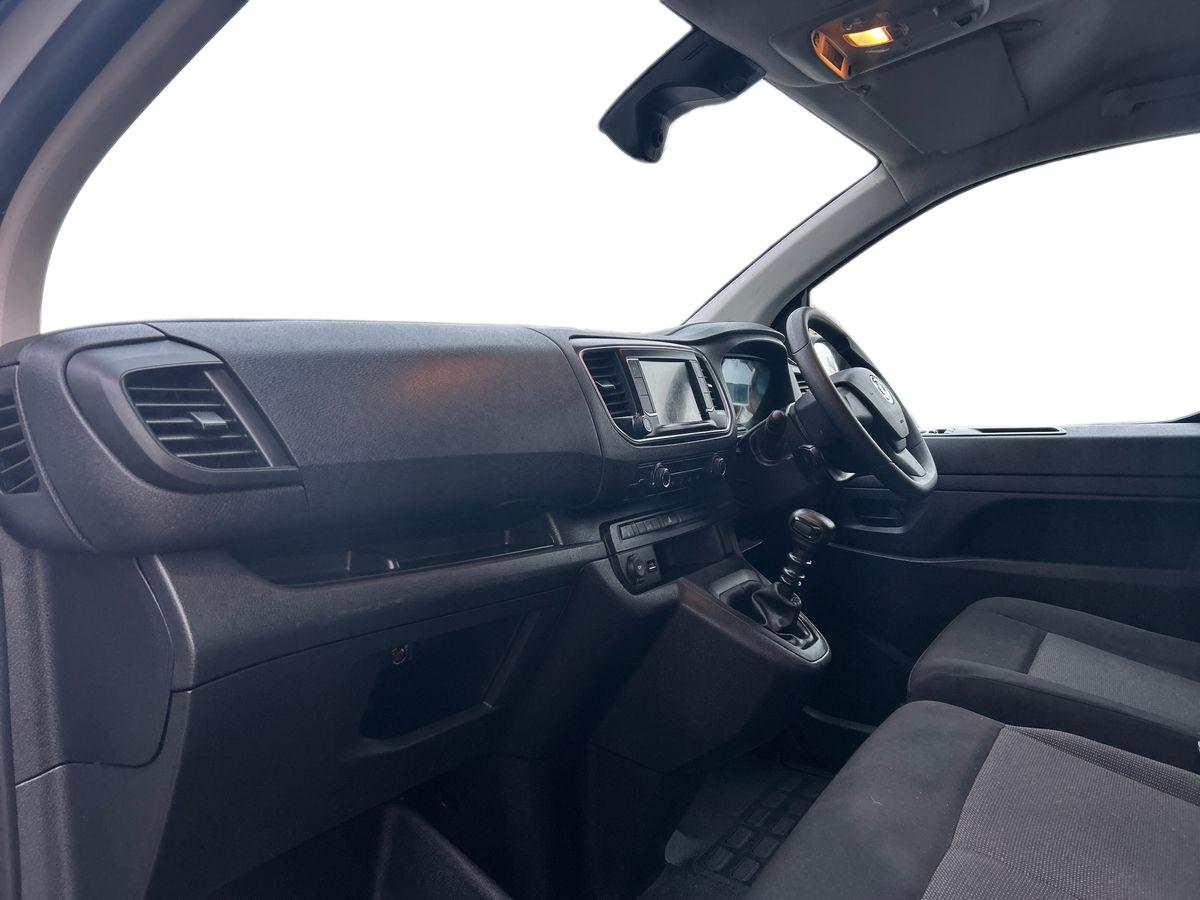 Used Vauxhall Vivaro 2023 for sale - 77148734: Photo 6