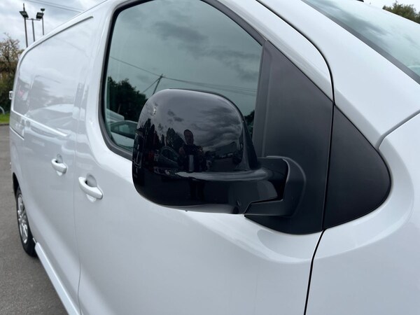 Used Vauxhall Vivaro 2022 for sale - 76102135: Photo 19