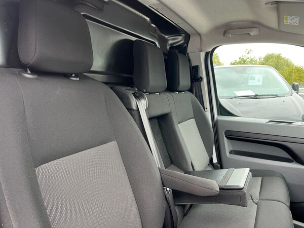 Used Vauxhall Vivaro 2022 for sale - 76102135: Photo 43