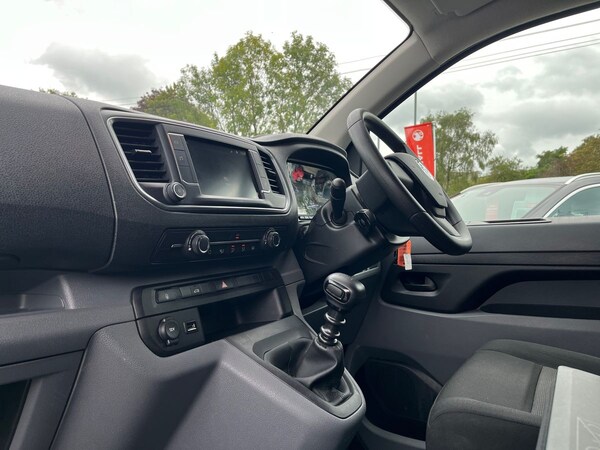 Used Vauxhall Vivaro 2022 for sale - 76102135: Photo 48