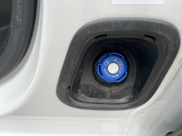Used Vauxhall Vivaro 2022 for sale - 76102135: Photo 50
