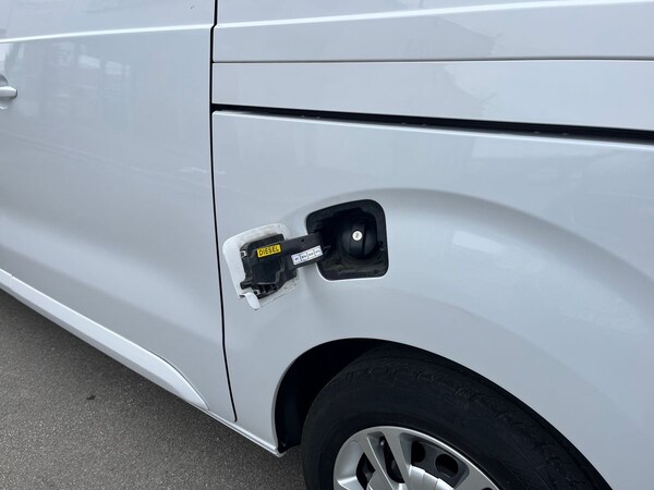 Used Vauxhall Vivaro 2022 for sale - 76102135: Photo 51
