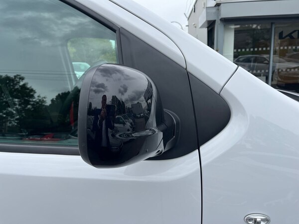 Used Vauxhall Vivaro 2022 for sale - 76102135: Photo 54