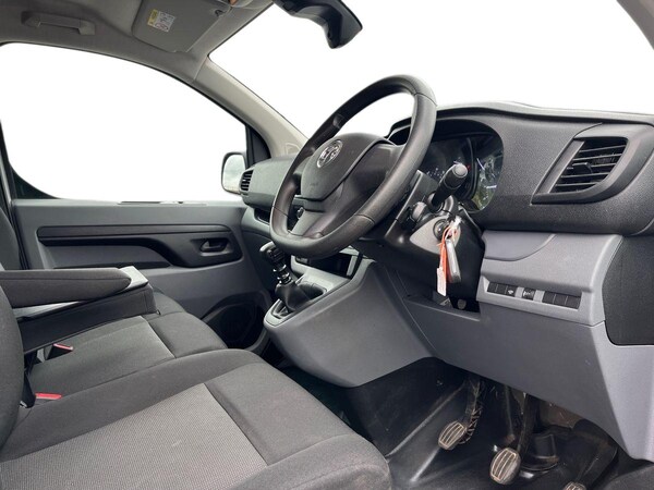 Used Vauxhall Vivaro 2022 for sale - 76102135: Photo 9