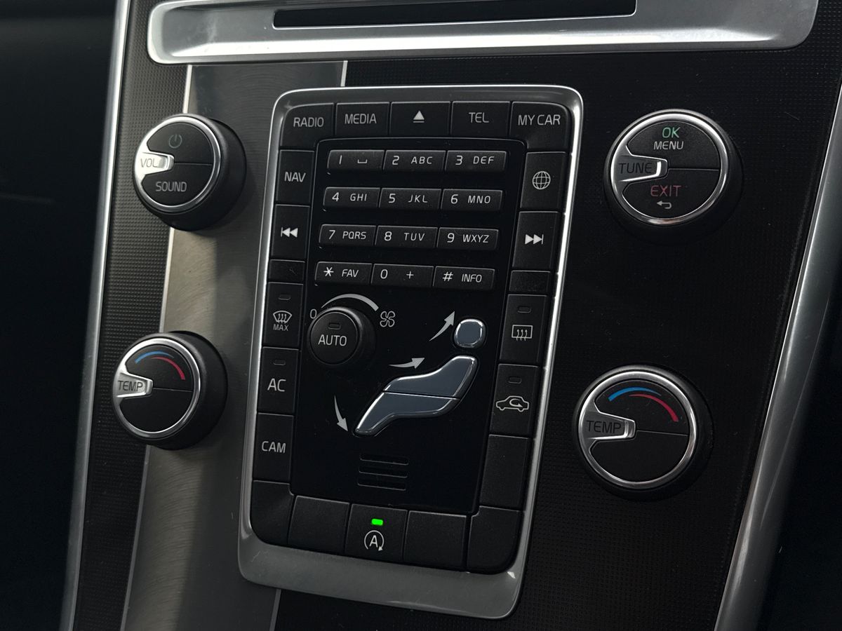 Used Volvo XC60 2017 for sale - 77019261: Photo 12