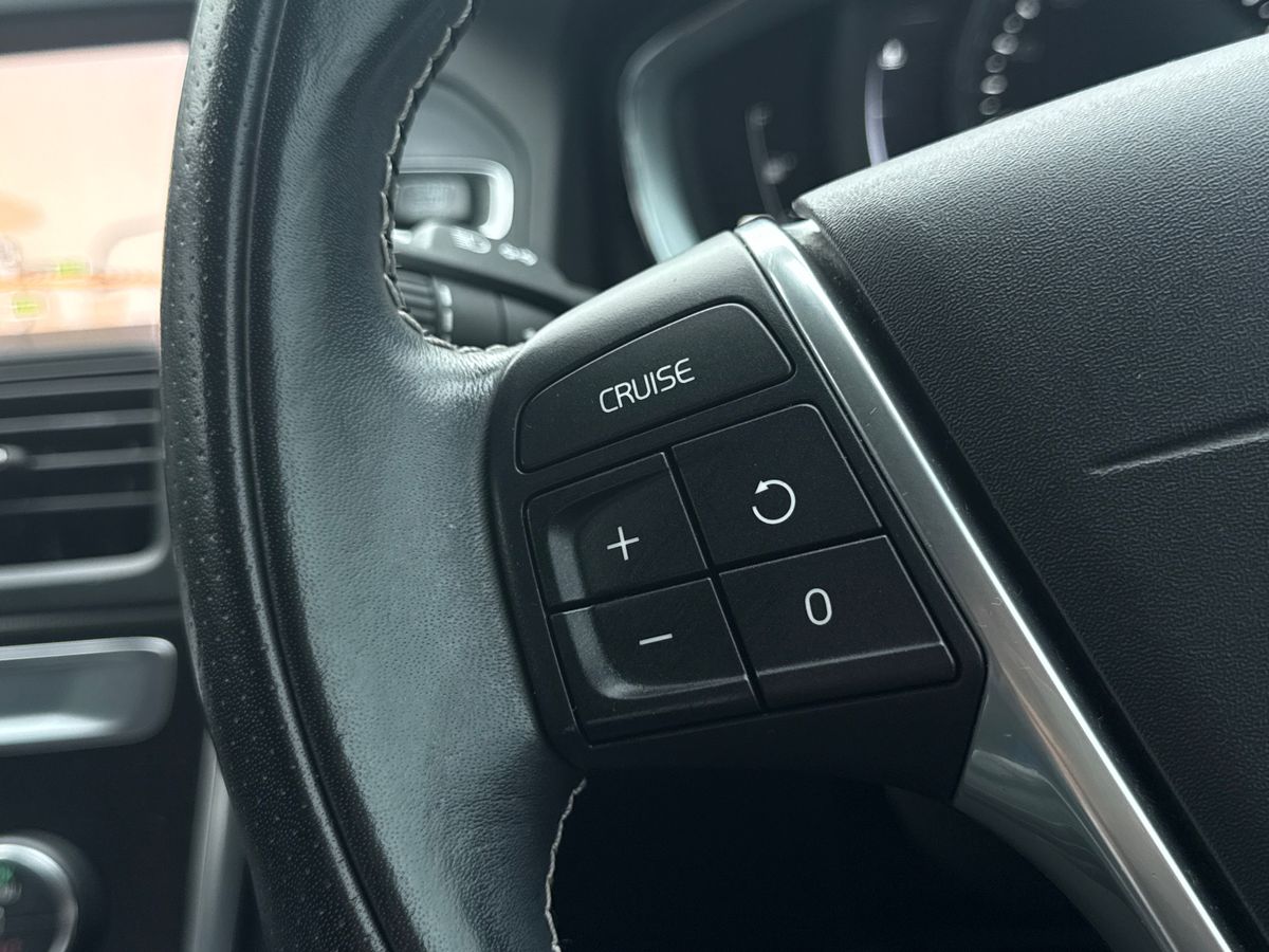 Used Volvo XC60 2017 for sale - 77019261: Photo 16