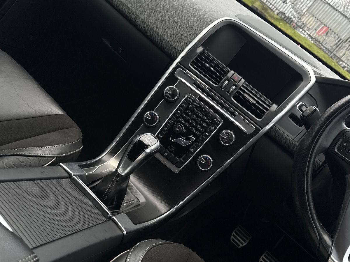 Used Volvo XC60 2017 for sale - 77019261: Photo 17