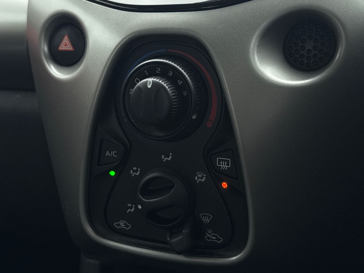 Used Peugeot 108 2016 for sale - 76449971: Photo 12