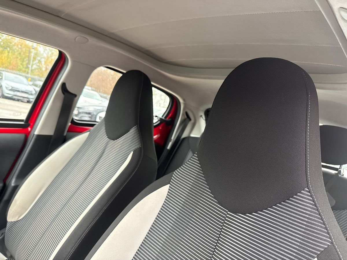 Used Peugeot 108 2016 for sale - 76449971: Photo 39