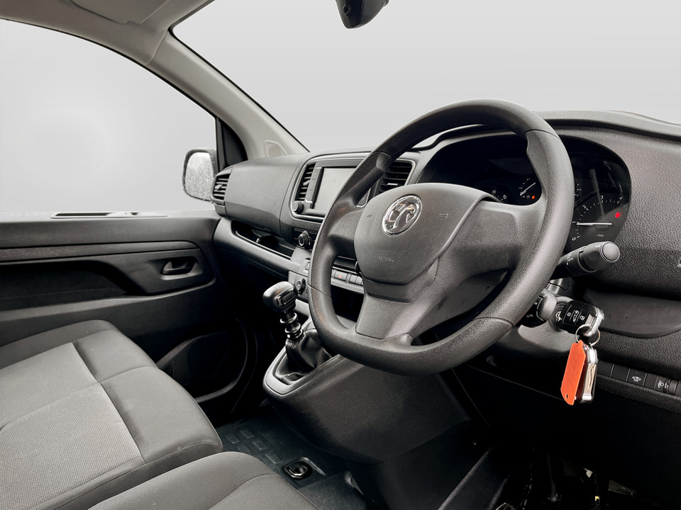 Used Vauxhall Vivaro 2023 for sale - 77398649: Photo 13