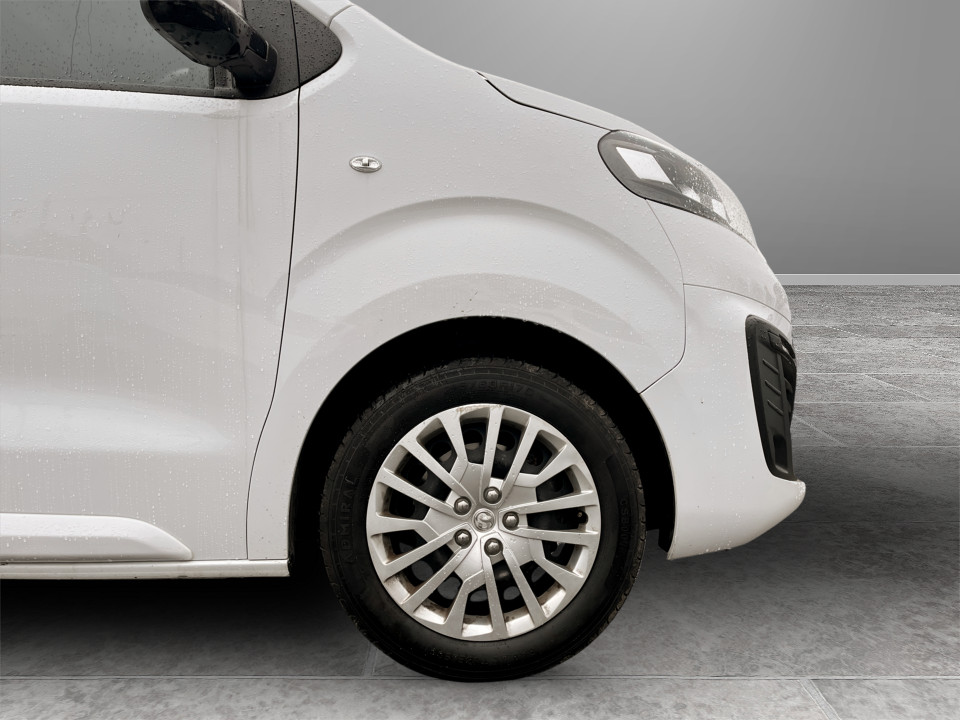 Used Vauxhall Vivaro 2023 for sale - 77398649: Photo 9