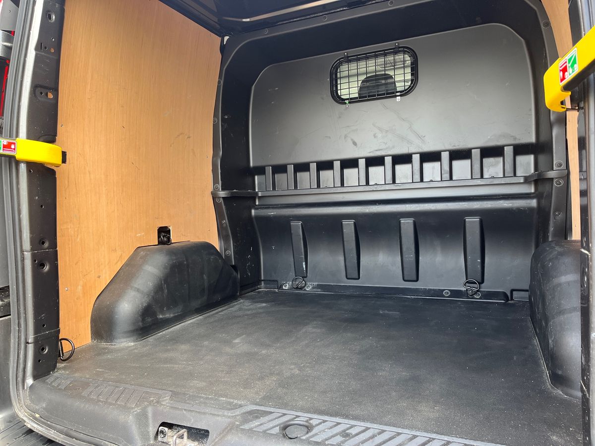 Used Ford Transit Custom 2023 for sale - 77148818: Photo 54
