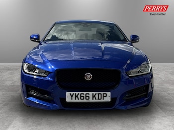Used Jaguar XE 2017 for sale - 78132299: Photo