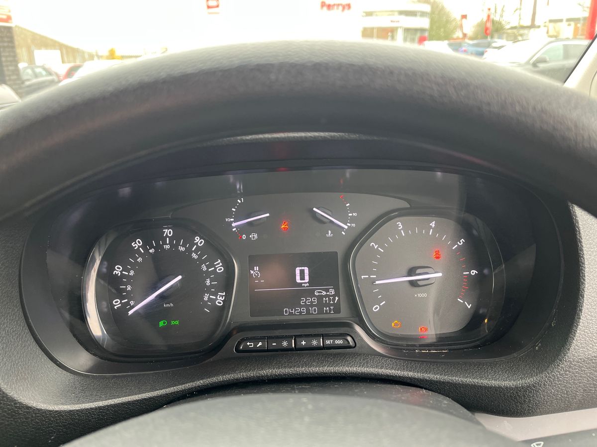 Used Vauxhall Vivaro 2023 for sale - 77271662: Photo 12